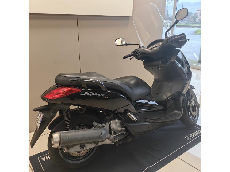 YAMAHA XMAX 125