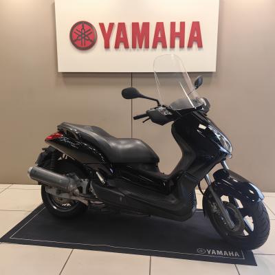 YAMAHA XMAX 125