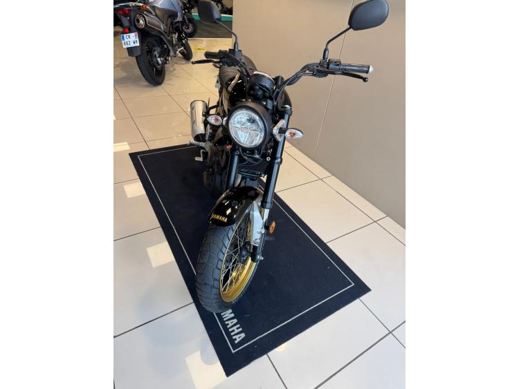 YAMAHA XSR 125 Legacy