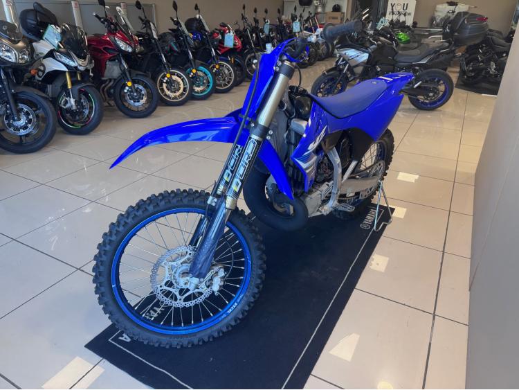 YAMAHA YZ250