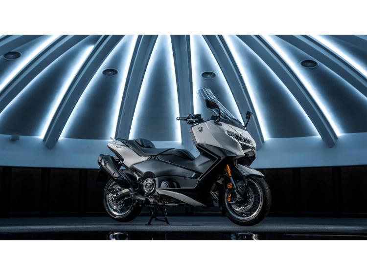 YAMAHA TMAX 560 TECH MAX