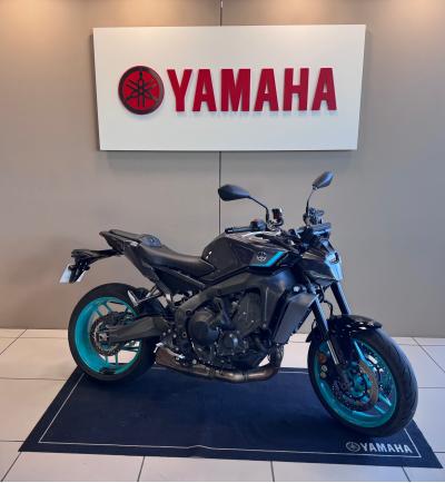 YAMAHA MT-09  Y-AMT