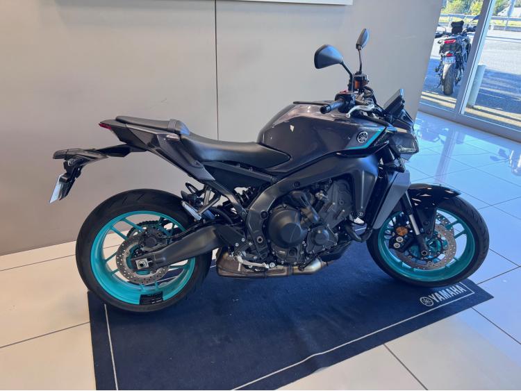 YAMAHA MT-09  Y-AMT 35 KW
