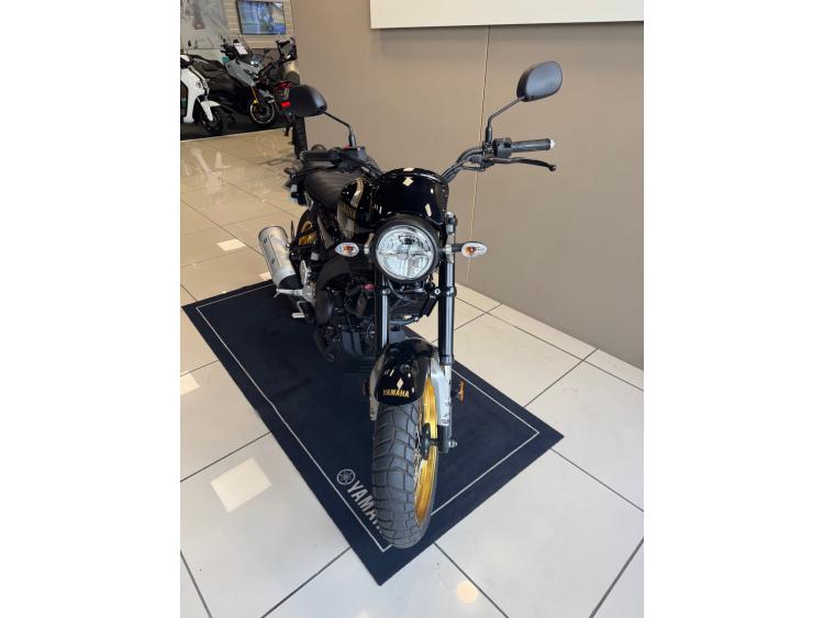 YAMAHA XSR 125 Legacy