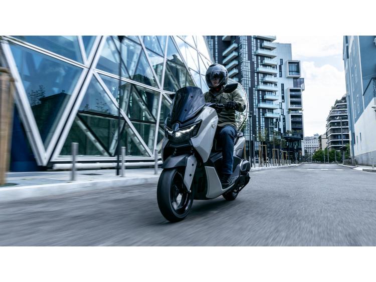 YAMAHA NMAX 125 TECH MAX