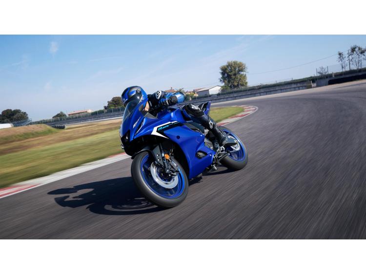YAMAHA YZF-R125