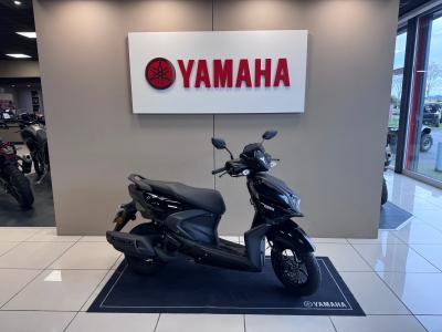 YAMAHA RAYZR 125
