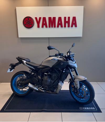 YAMAHA MT-07 (47.5CV)