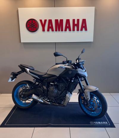 YAMAHA MT-07 (47.5CV)