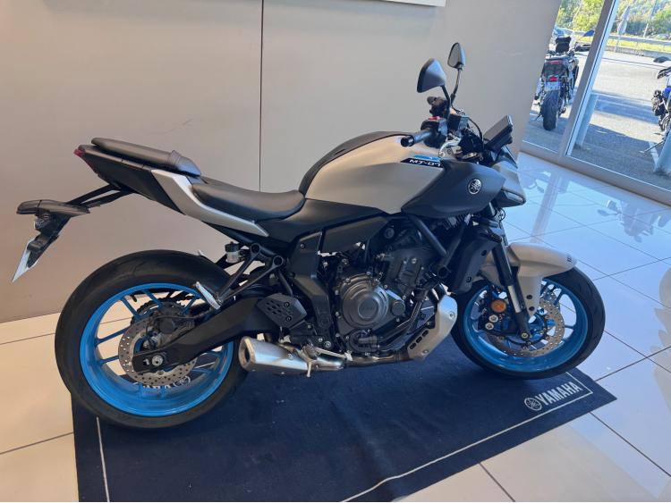 YAMAHA MT-07 (47.5CV)