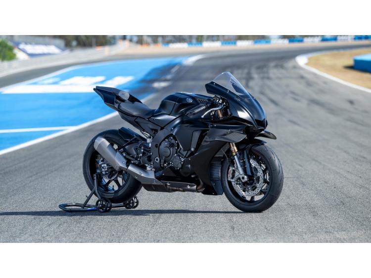 YAMAHA YZF-R1 RACE