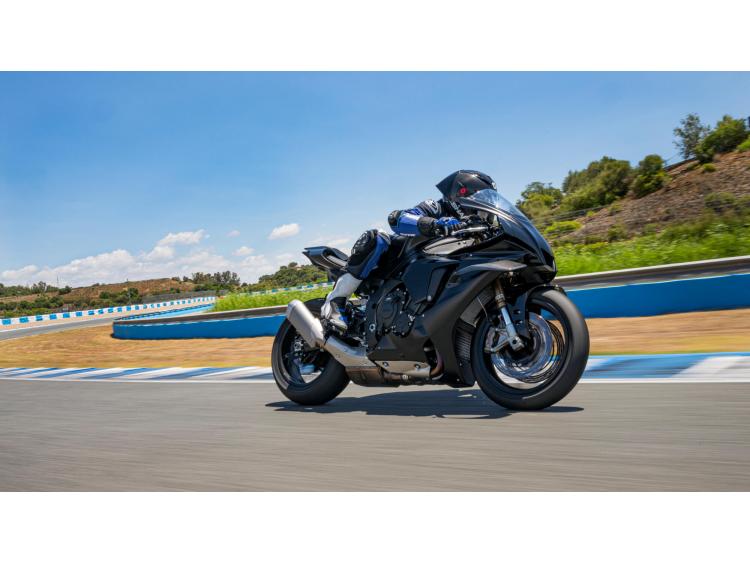 YAMAHA YZF-R1 RACE