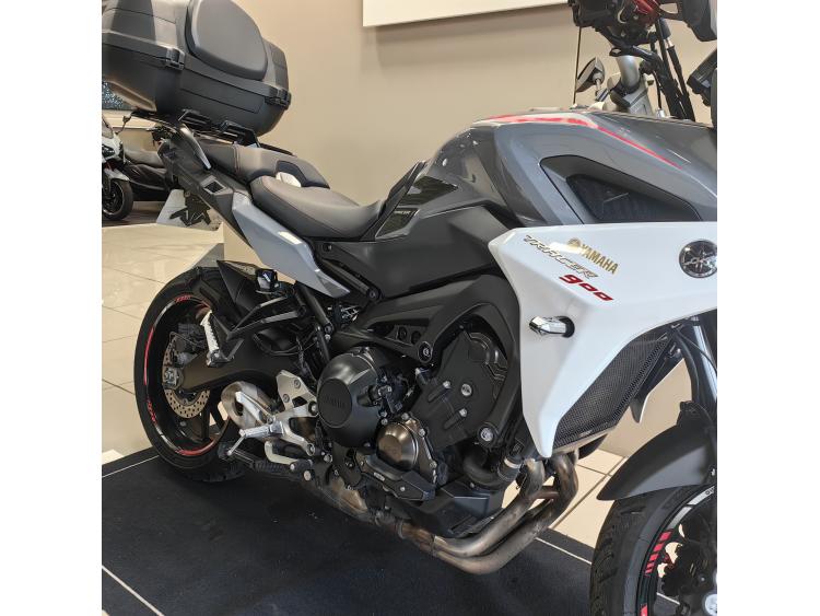 YAMAHA TRACER 900