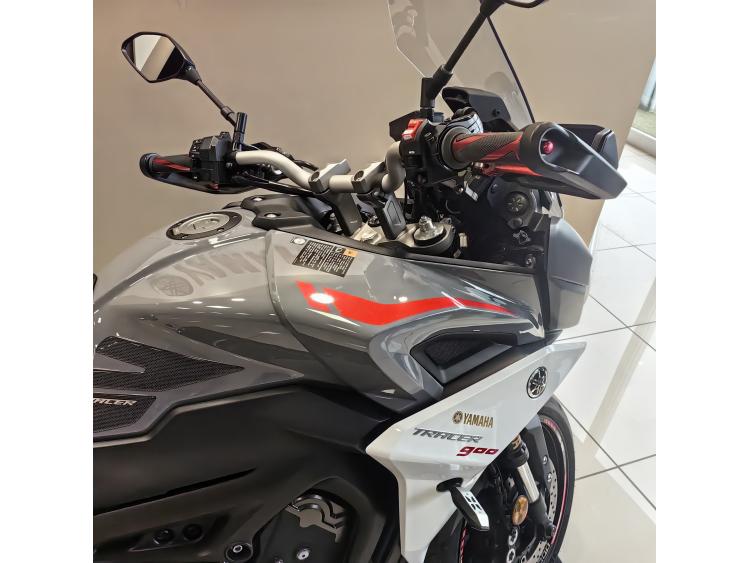 YAMAHA TRACER 900