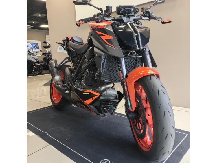 KTM 1290 SUPER DUKE R