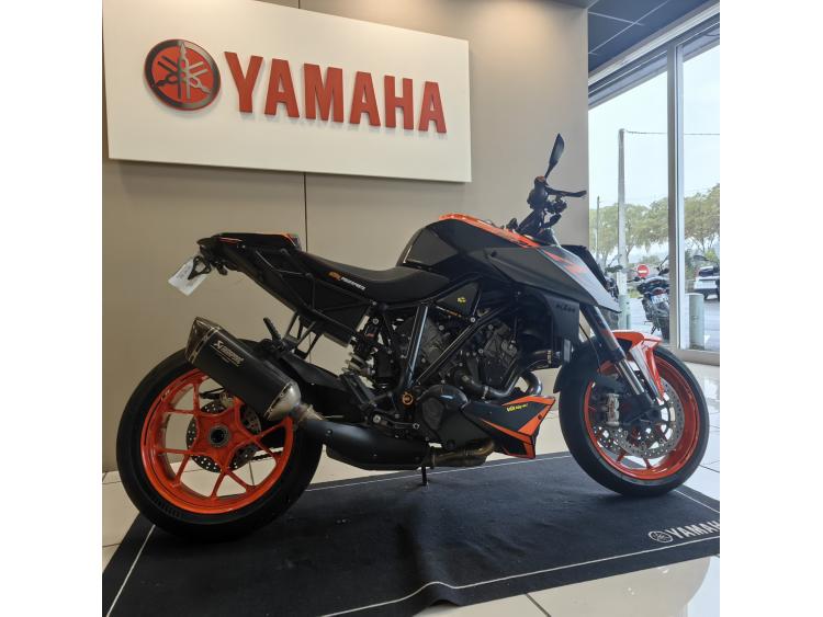 KTM 1290 SUPER DUKE R