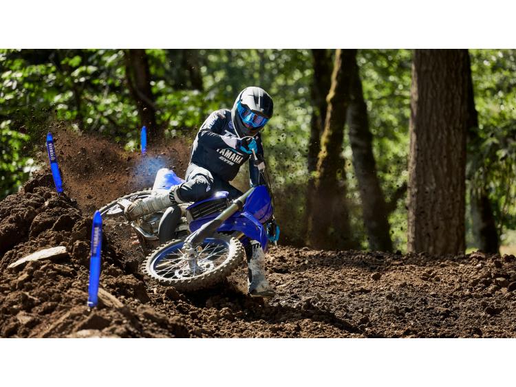 YAMAHA YZ250 