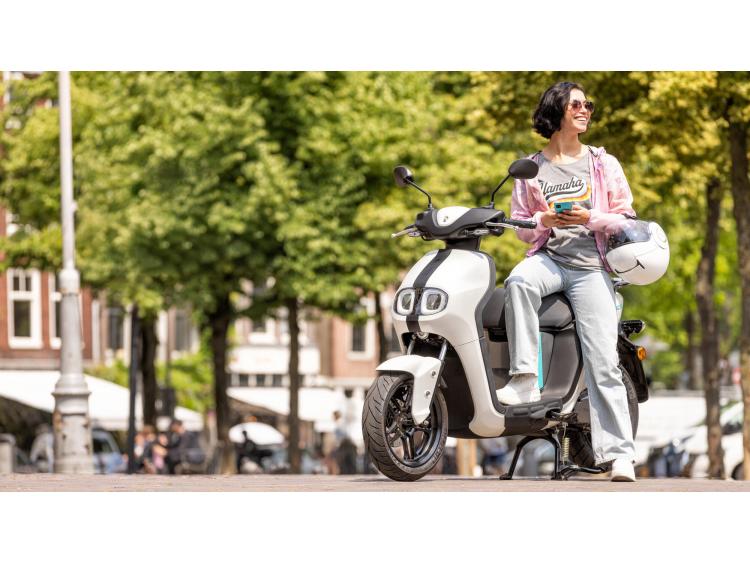 YAMAHA NEOS CORE