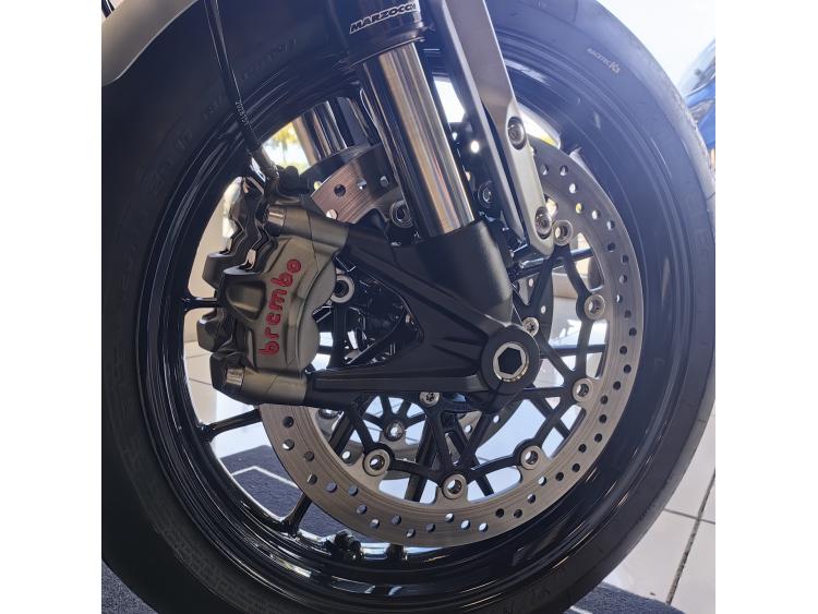 TRIUMPH SPEED TWIN 1200