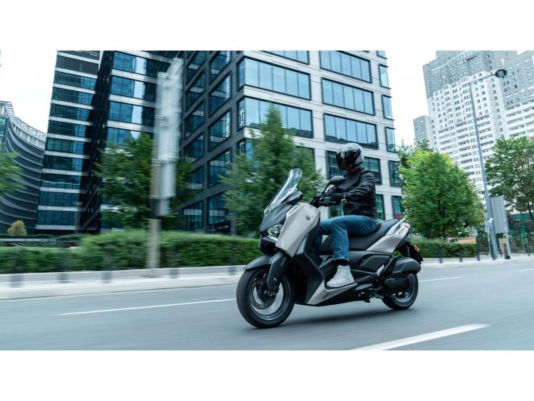 YAMAHA XMAX 125 TECH MAX+ 