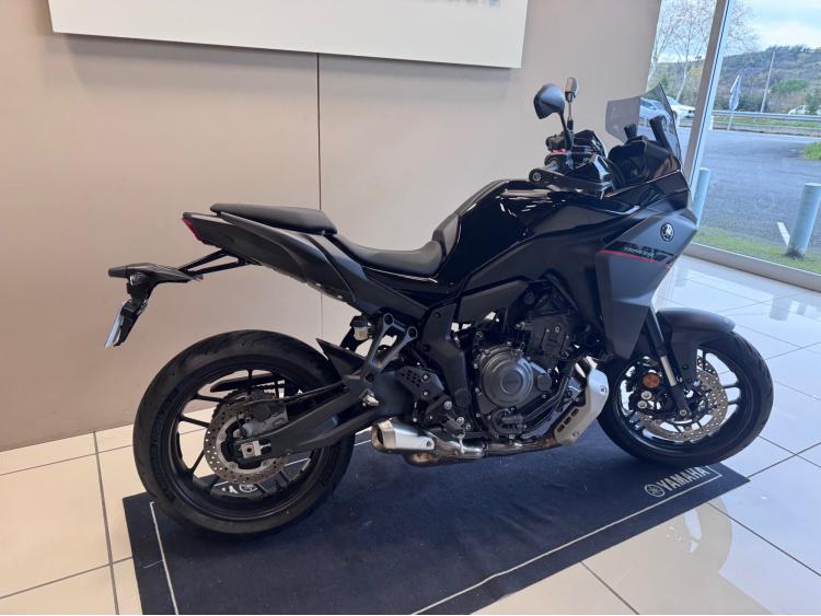 YAMAHA TRACER 7