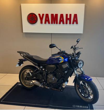 YAMAHA XSR 700