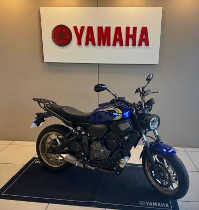YAMAHA XSR 700