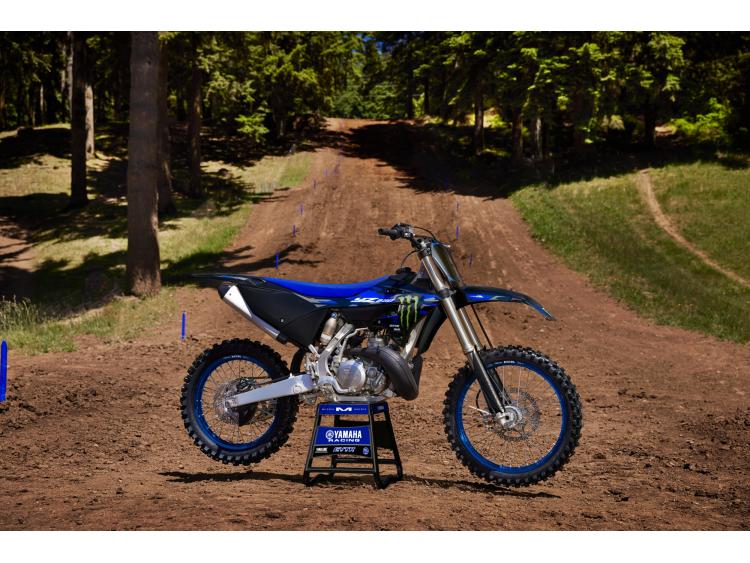 YAMAHA YZ250 MONSTER ENERGY