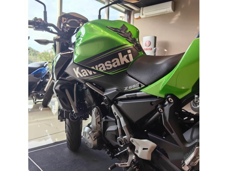 KAWASAKI Z 650 (47.5CV)