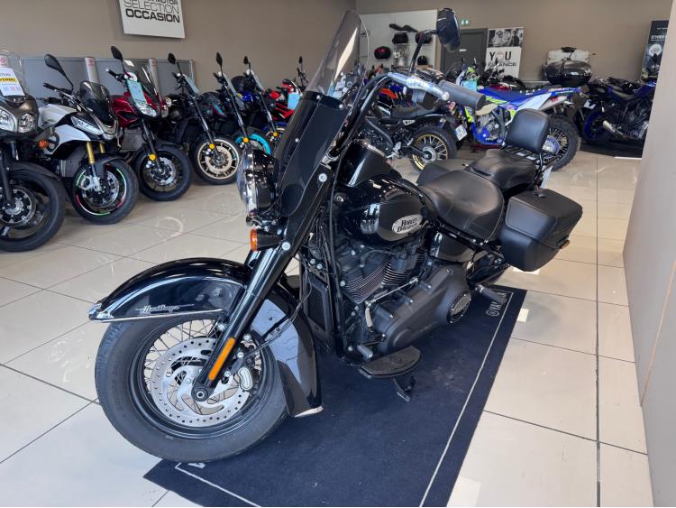 HARLEY-DAVIDSON SOFTAIL HERITAGE 1870 CLASSIC FLHC 