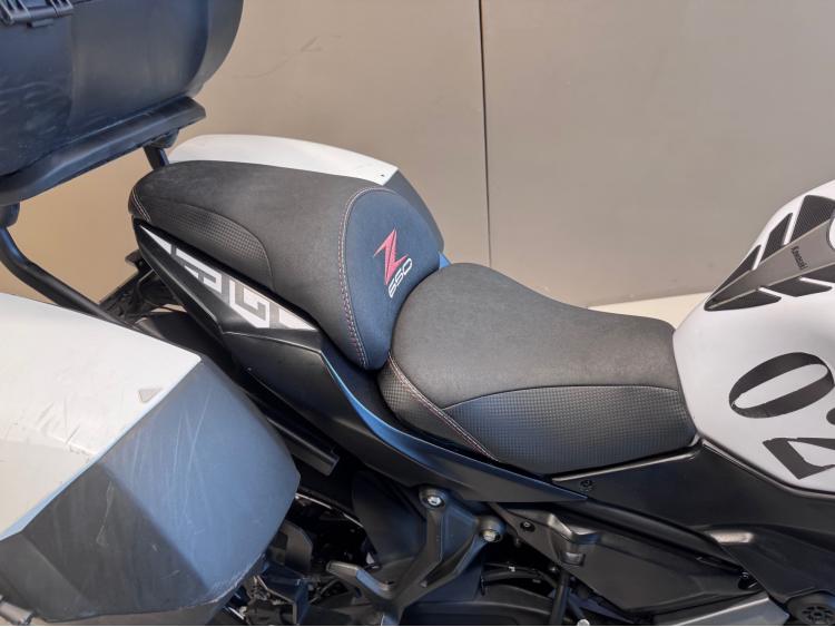 KAWASAKI Z650