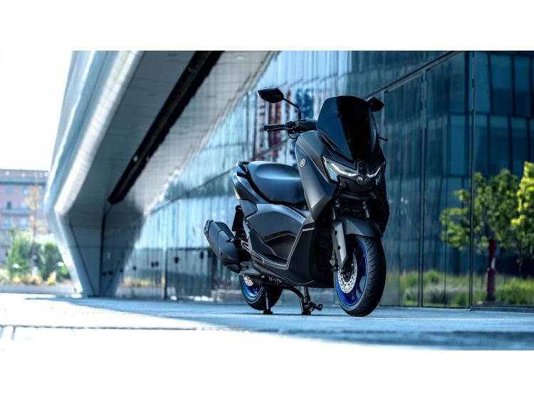 YAMAHA NMAX 125